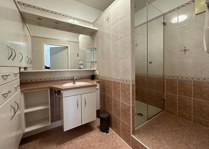 Feelhome-prater-ausblick-terrasse-6 Gaeste-wifi-smart Tv * Wenen